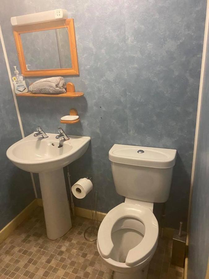 פנדינה Green Bridge Inn מראה חיצוני תמונה